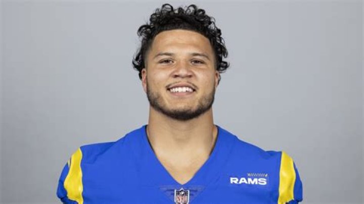 Blake Corum Height, Weight, Net Worth, Age, Birthday, Wikipedia, Who, Nationality, Biography