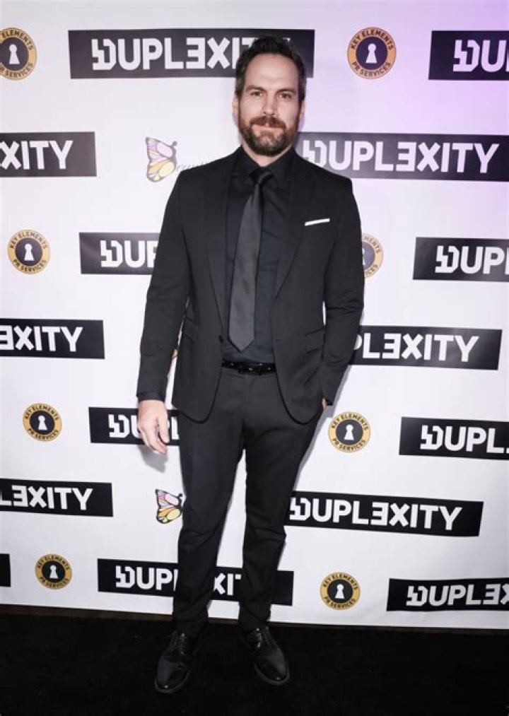 Brent Seniedo Height, Weight, Net Worth, Age, Birthday, Wikipedia, Who, Nationality, Biography