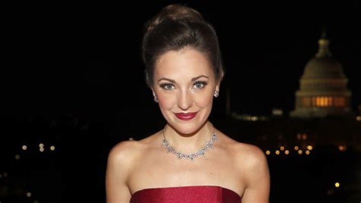 Christine Bright Height, Weight, Net Worth, Age, Birthday, Wikipedia, Who, Instagram, Biography