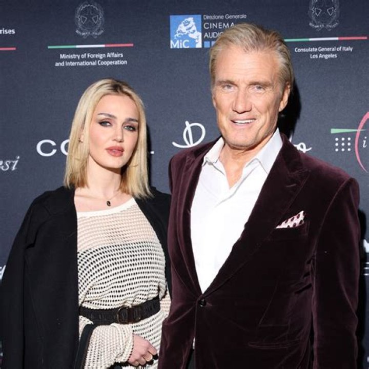 
Is Barry Bond Married to wife? Barry Bond’s Past Relationships 