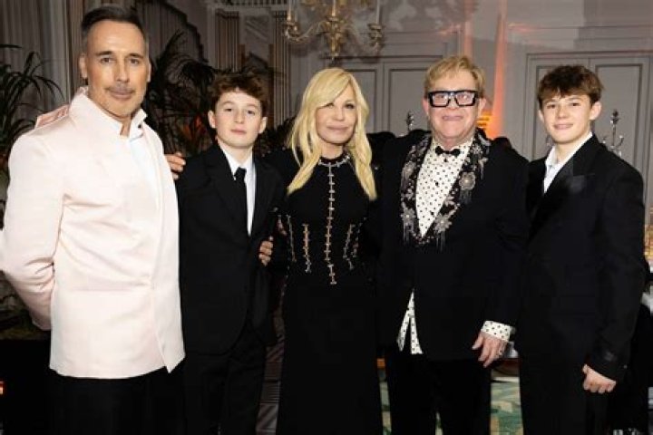 
Who are Elotn Johns Parents? Elton John Biography, Parents Name, Nationality and More 