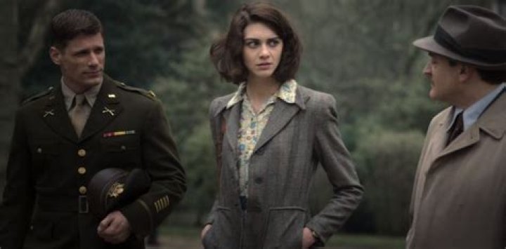 
Who Are Emma Appleton Parents? The ‘Pistol’ Actress Grew Up In Oxfordshire 