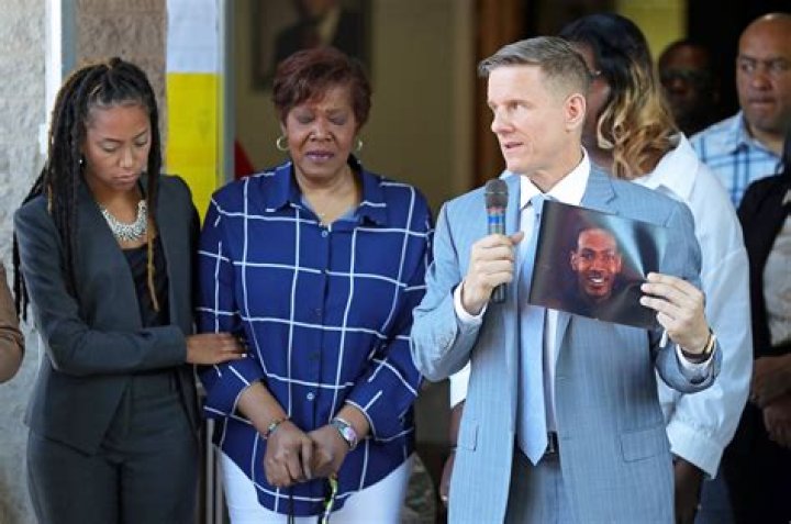 
Who Is Jayland Walker Fiance? More On His Family Background 
